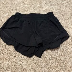 Black lululemon hotty hots